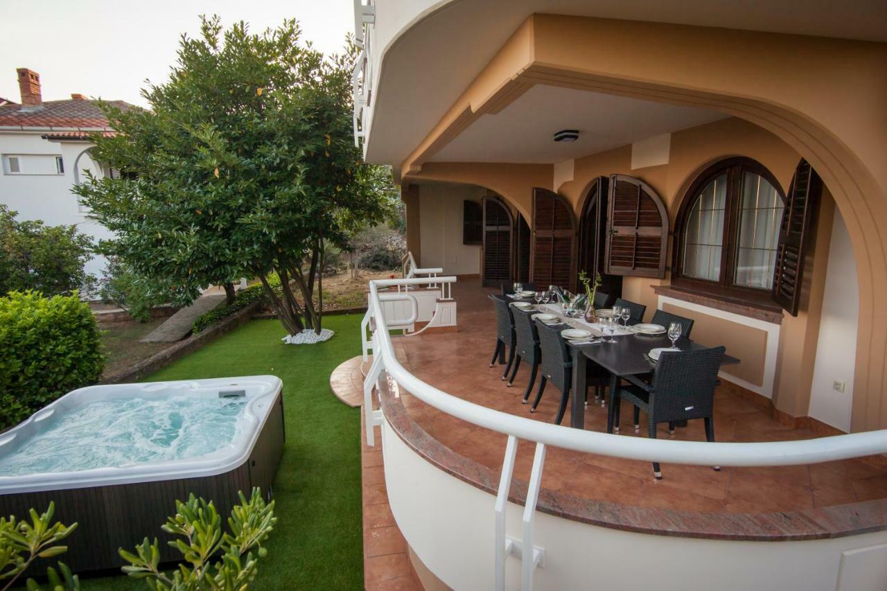 Villa Royale Krk Krk Town Buitenkant foto